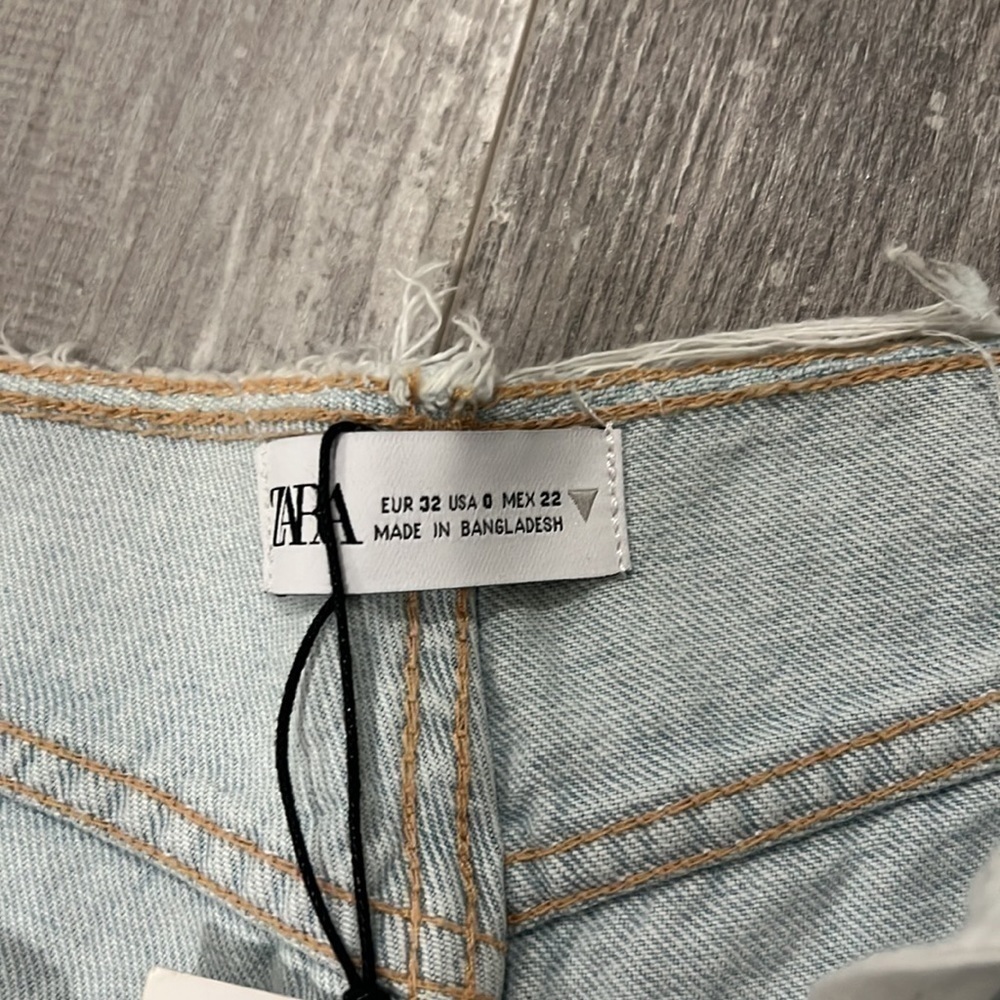 ZARA Mid Rise Shorts Size 0 - Picture 6 of 8